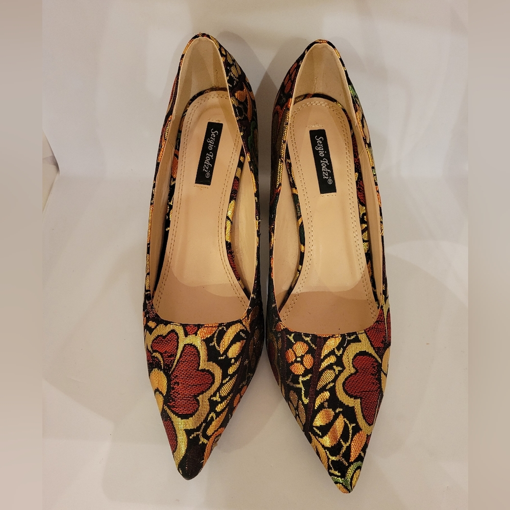 Brocade High Heels Size 10/41
